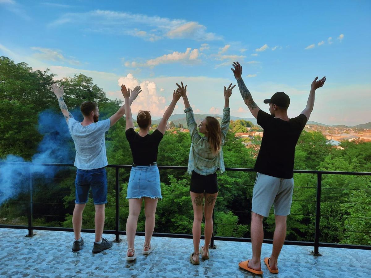 Inaisi Hotel Кутаиси Екстериор снимка