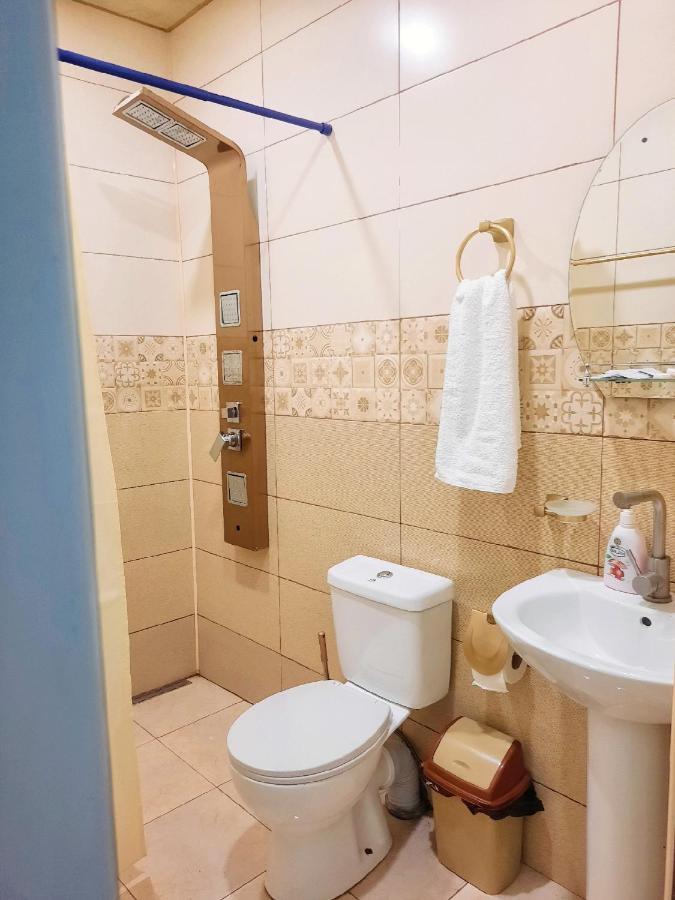 Inaisi Hotel Кутаиси Стая снимка